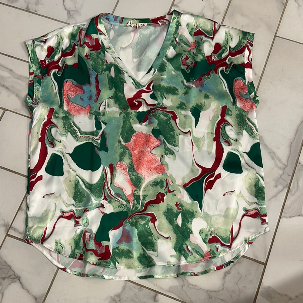 JODIFL White and Green Sleeveless Boxy Blouse